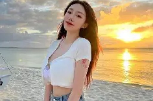 河南网红阿阳沉得住气完全不理会卓越和二狗的撕扯