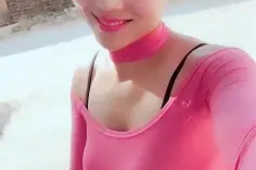 水泥西施：人设崩塌骗局被揭穿老公顶不住舆论与她离婚